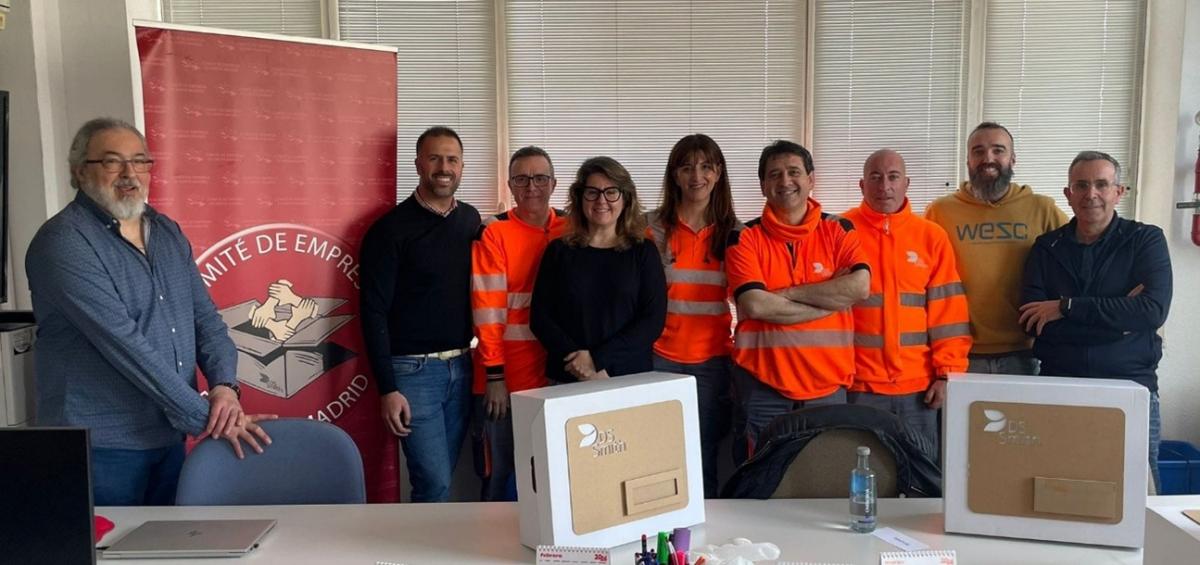 Miembros de la ejecutiva con el comité de empresa de DS Smith Torrejón