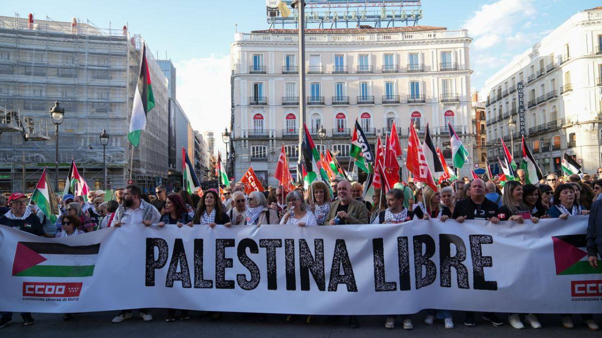 Concentración a favor de Palestina en la Puerta del Sol